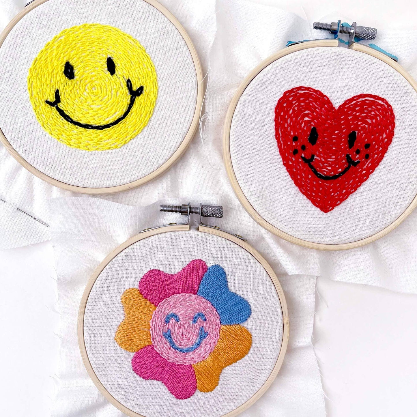 Smiley Flower 4" embroidery kit