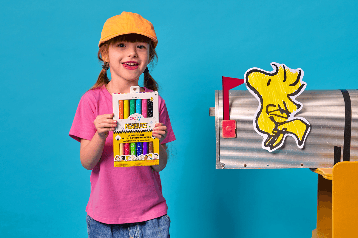 OOLY x Peanuts: Double-Ended Brush & Stamp Markers