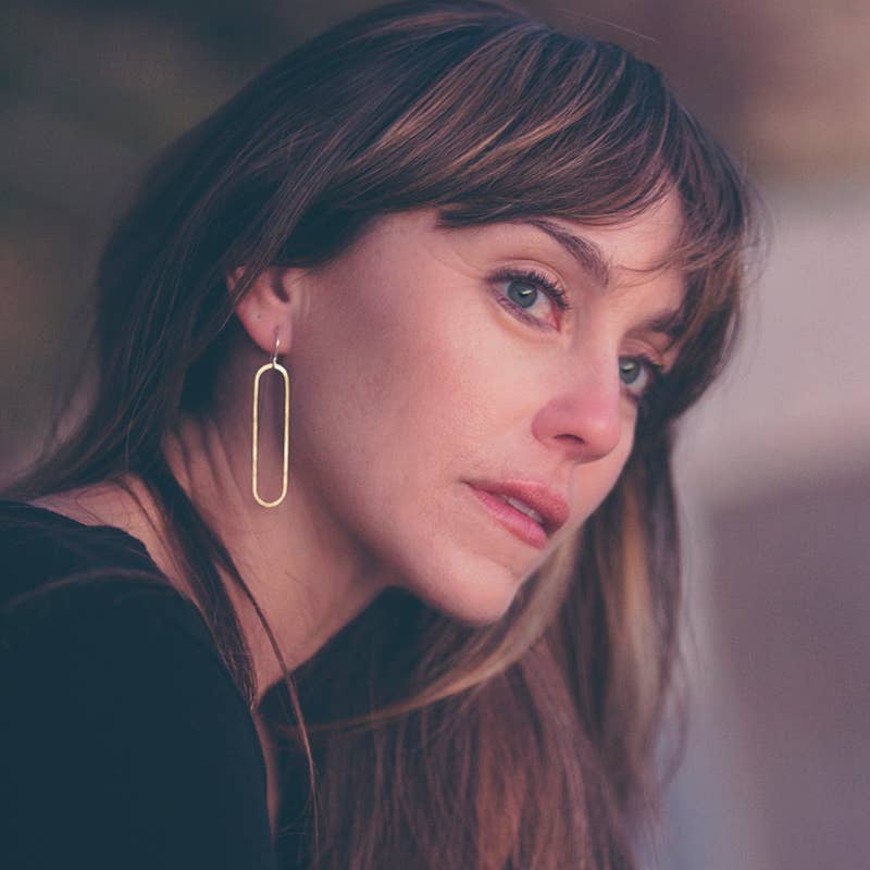 Geometric Threaders. Oval. Earrings. Mind's Eye Design.