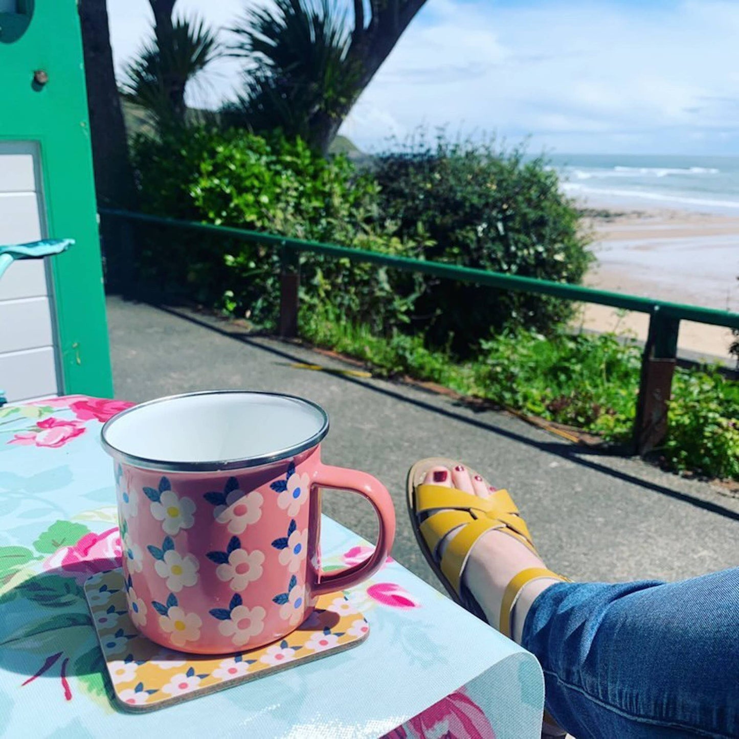 Enamelhappy floral enamel mugs