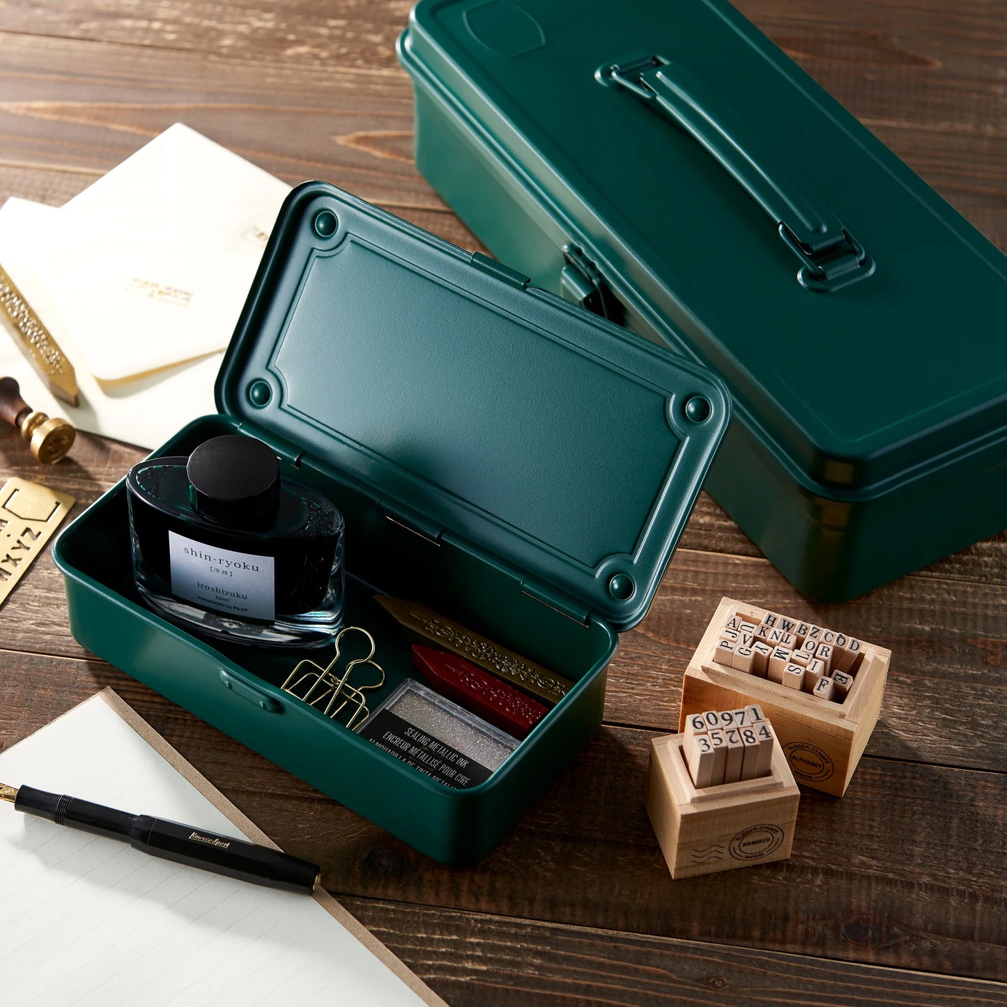 Toyo Steel Toolbox with Top Handle and Flat Lid T-320